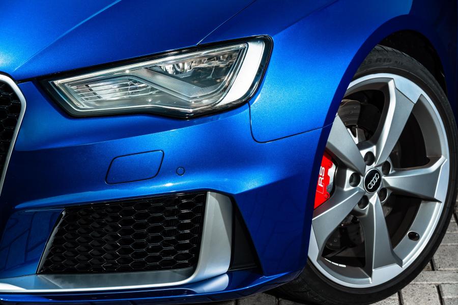 Детали экстерьера Audi RS3 Sportback (8V) 2016 года  (LA) (фото 7 из 26)